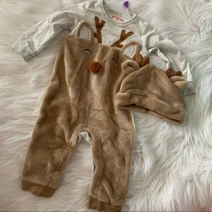 NWT Holiday Reindeer Jumper with Matching Hat